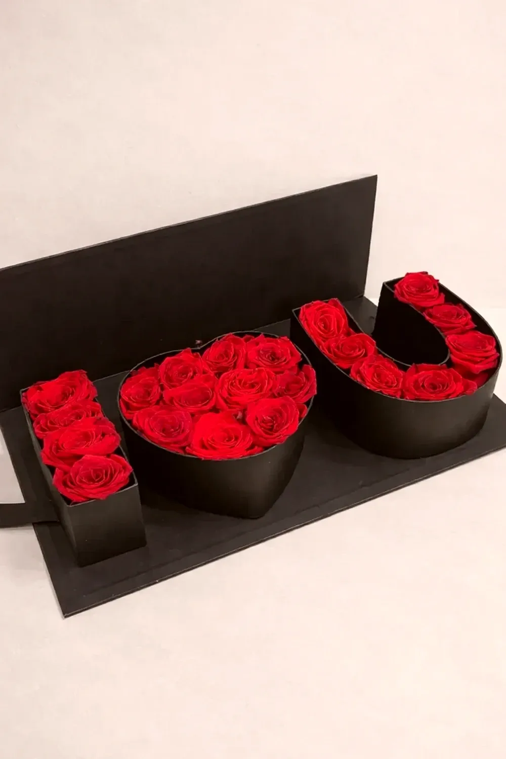 LOVE Box Luxo com Rosas Vermelhas